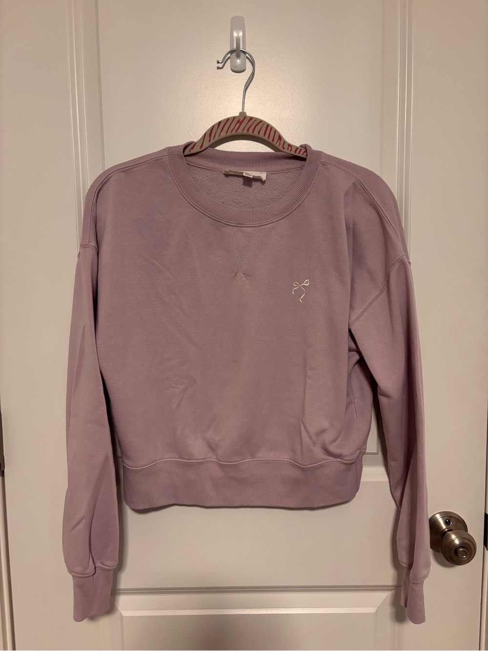 Pink Rose bow Crewneck Sweatshirt Lavender